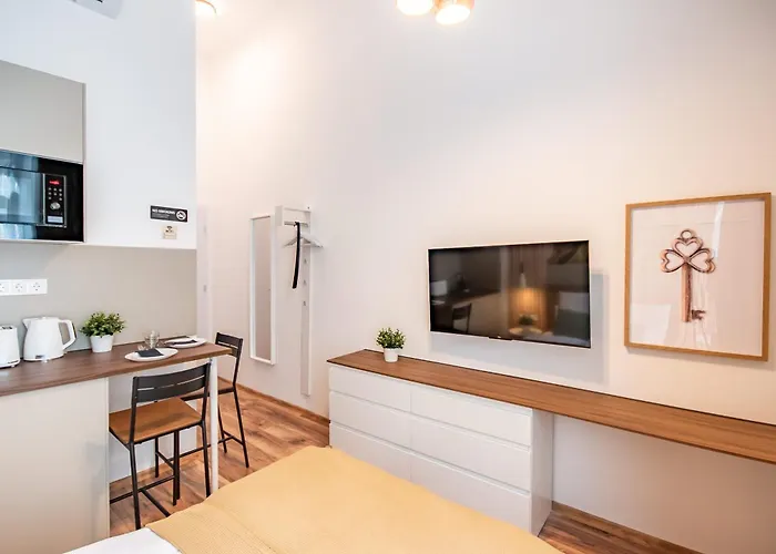 Bright & Cozy Getaway דירה